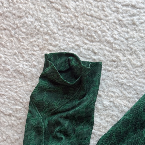 Lululemon Swiftly Tech Long Sleeve Shirt 2.0 Race Length - Picture 6 of 8